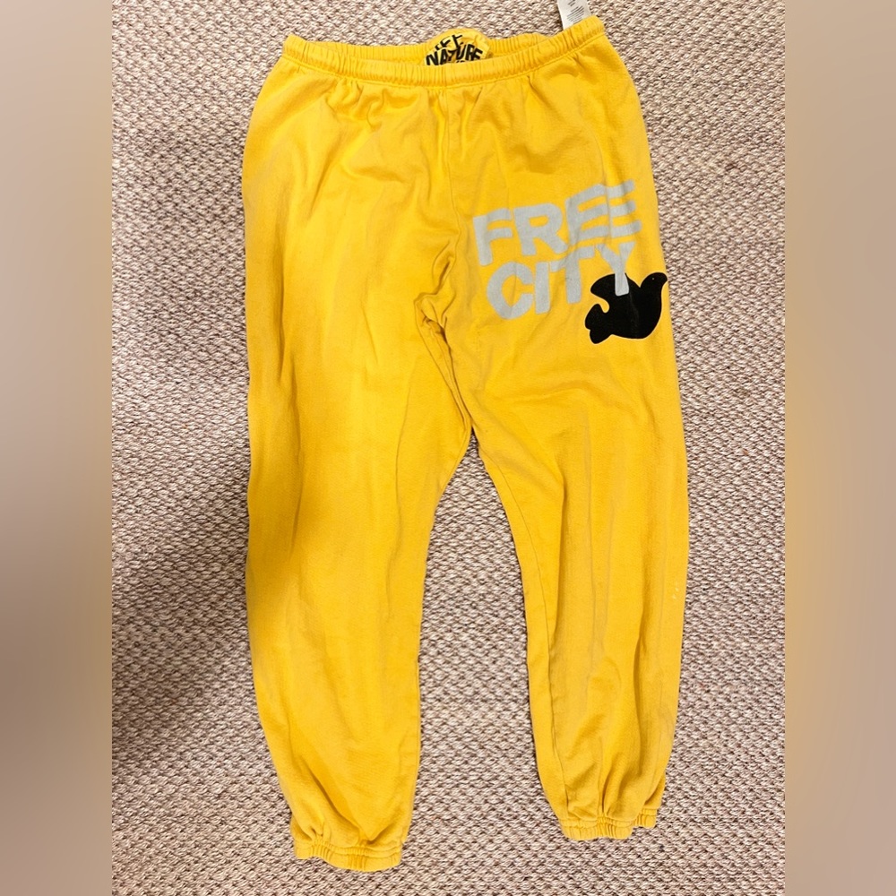 FREE CITY sweatpants jogger pants super fluff yellow size large freecity L